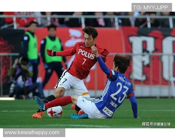 胜利船与广岛三箭的激烈对决展现足球魅力与团队精神的巅峰对抗