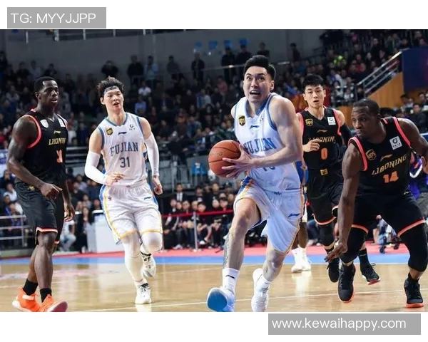 赵泰隆的篮球之路：从青涩少年到职业巨星的成长历程与奋斗故事