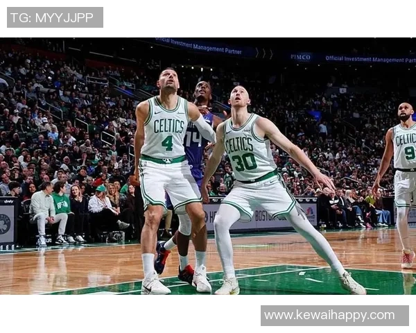 303黄蜂与凯尔特人激战正酣球迷期待精彩对决与精彩瞬间