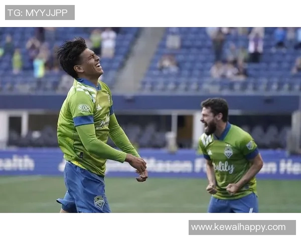 西雅图海湾人对决洛杉矶FC激烈比赛引发球迷热情高涨