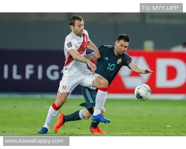 阿根廷与秘鲁比赛位置分析及战术布局探讨